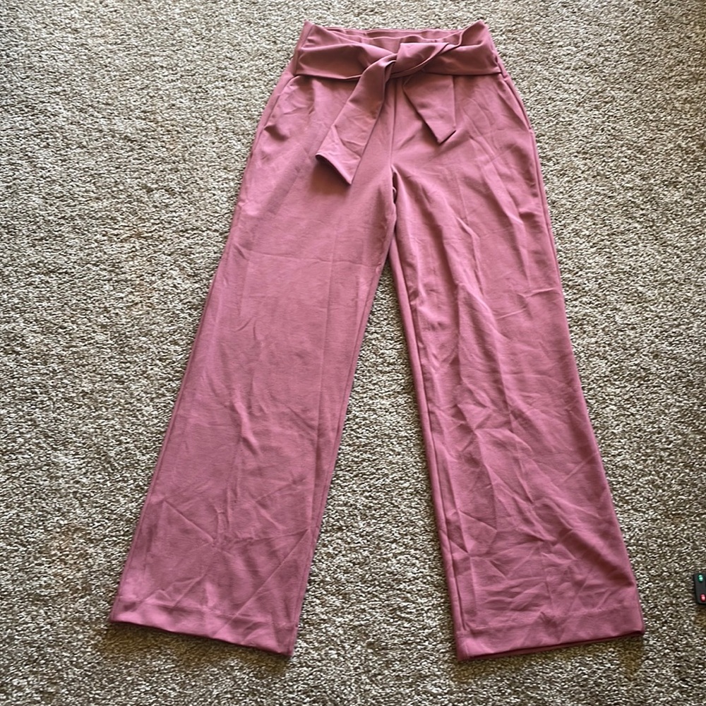 Fashion nova pink pants